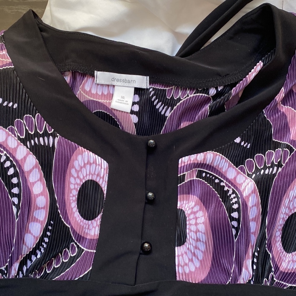 Beautiful Dress barn blouse - Picture 7 of 8